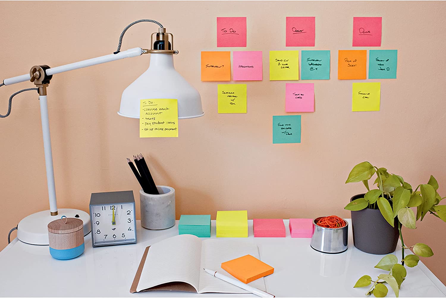 Post-it Super Sticky Notes